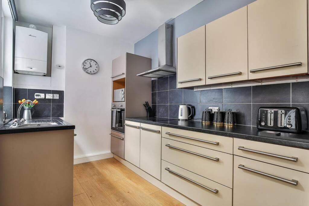Refurbished Plush Property Great Transport Links Σέφιλντ Εξωτερικό φωτογραφία